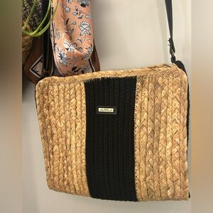 Stylish Woven Crossbody Bag with Black Detail
